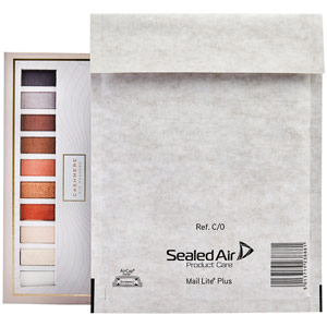 Mail Lite + Bubble Lined Postal Bag Size C/0 150x210mm Oyster White (Pack of 100) MLPC/0